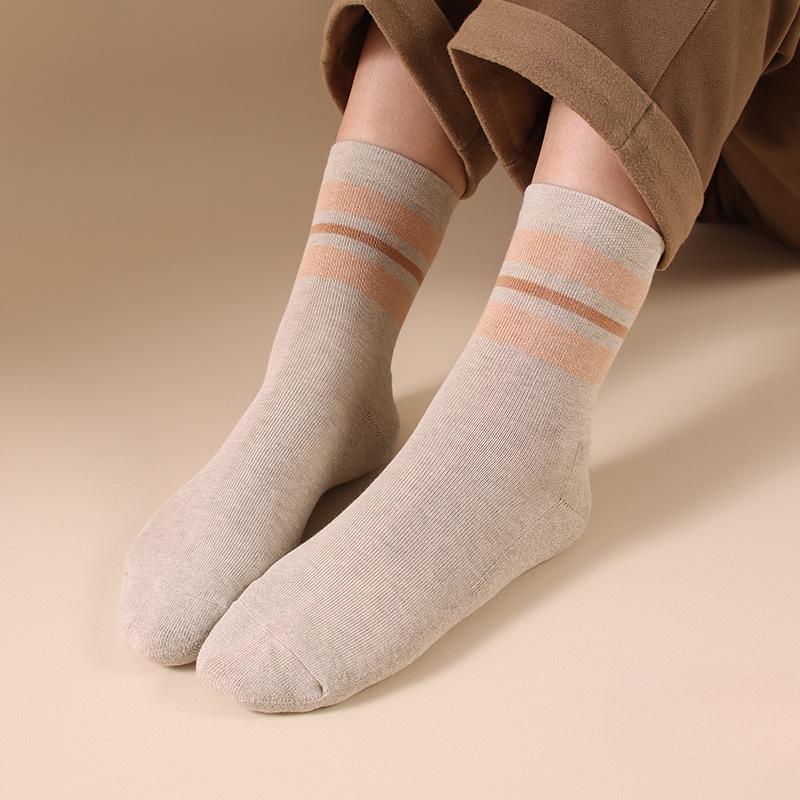 

Женские зимние кольца для волос Теплые и удобные носки-гольфы средней длины с лунным рисунком 1 pair светло-зеленый