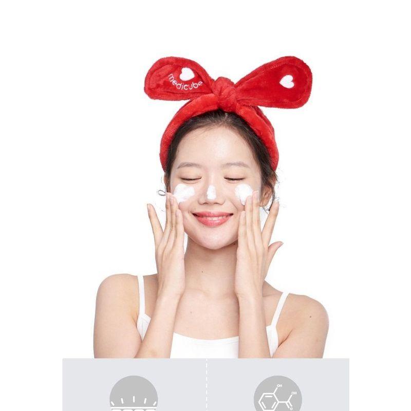 medicube - Red Foam Cleanser