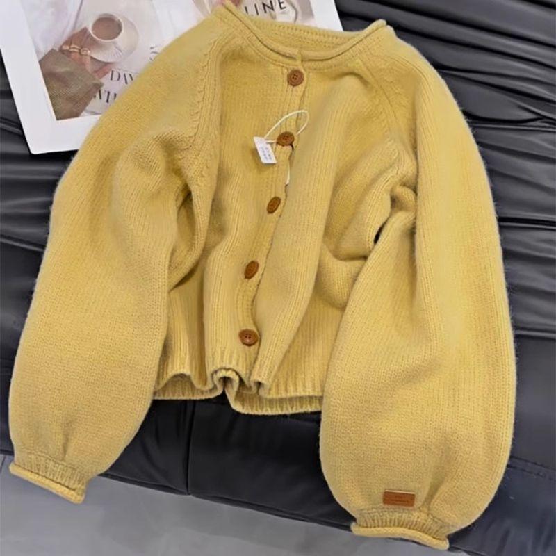 

Ранняя осень Мужская одежда маленького размера Желтый верх Вязаный кардиган Мягкий Клейкий Классический Ленивый Свитер Верхняя одежда Женский Осенне-зимний стиль Yellow M