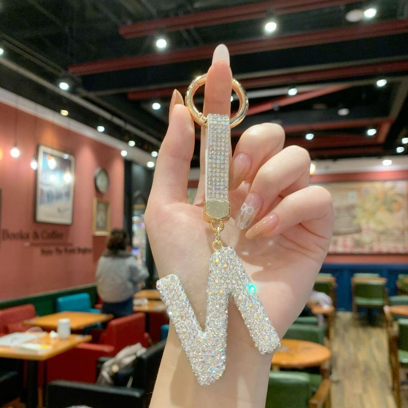 Trendy Letter Key Ring Sparkly Crystal Rhinestone Decor Keychain for Women Purse Car Key Accessory Gift