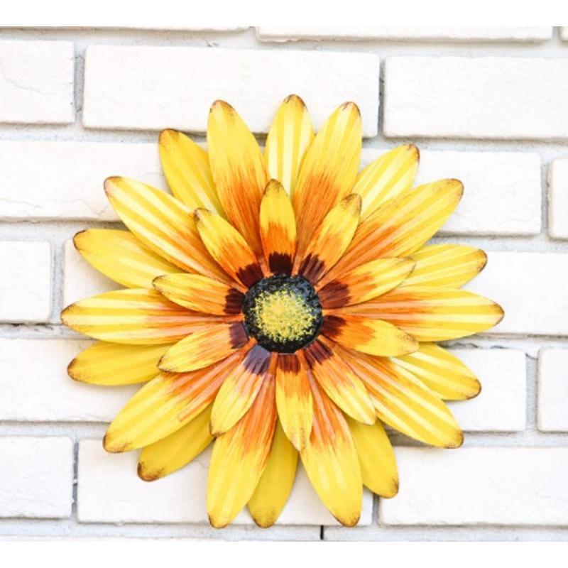 Hot Sale Vakker 3D Blomsterdekorasjon 2025 Ny Metall Tusenfryd Vegghengsdekorasjon Egnet Husholdningsport Anheng Dekorativ