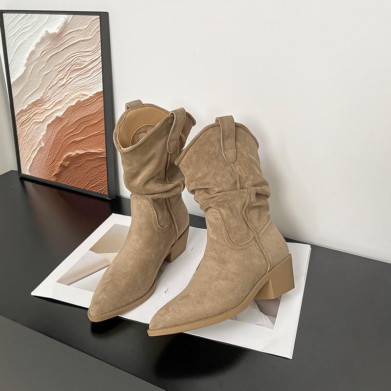 

Suede pointed V-mouth thick heel short boots women s 25 autumn and winter new retro medium tube pleated piled boots slim knight boots 35 хаки