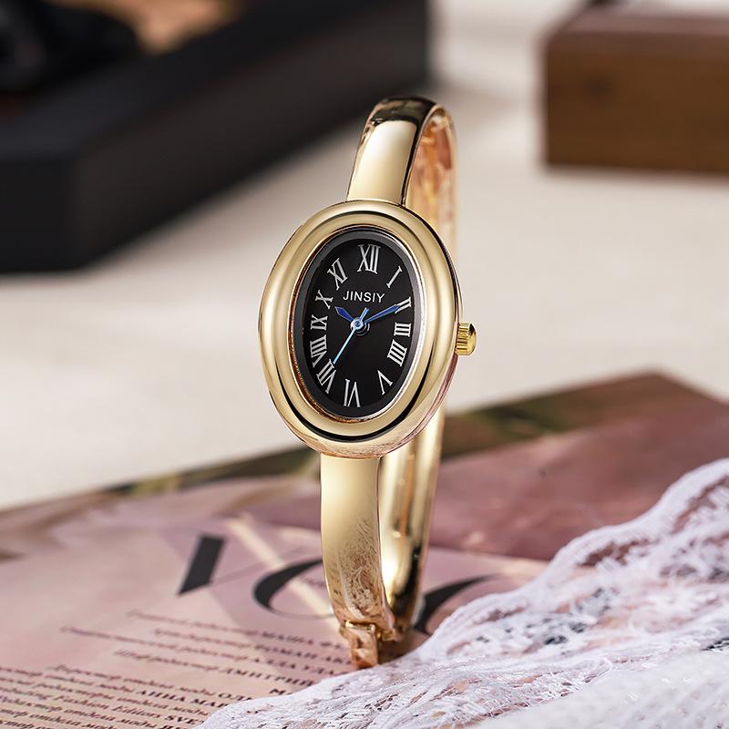 Ladies Watch Oval Student Niche Fashion Bracelet Quartz Watch
