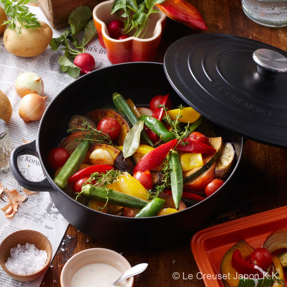 Le Creuset Cast Iron Enamel Cocotte Japonaise 24cm Matte Black and Oven Compatible Japanese - Gas, Induction, [Official Retailer]