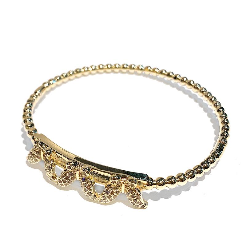 Threaded Fashion Irregular Letter Bracelet Versatile and High-end Graphic Copper Women's Bracelet