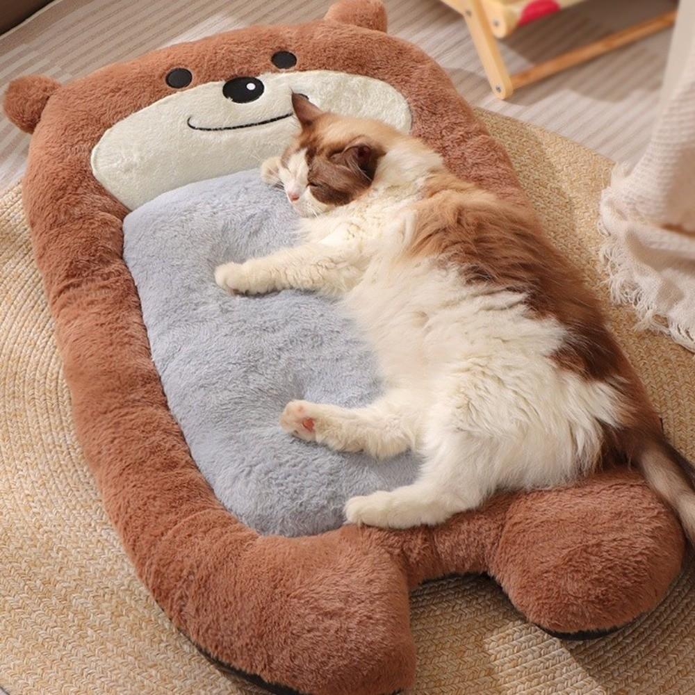 Cute Bear Shape Pet Mat Anti-slip Thickened Dog Sleeping Pads Soft Comfortable Warm Dog Mat Autumn Winter
