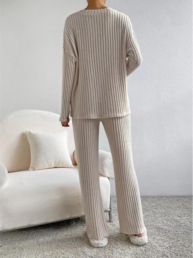 European & American Autumn/Winter Two-Piece Set: V-Neck Ribbed Knit & Casual Straight-Leg Pants