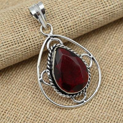 Granátový drahokam 925 Sterling Silver Ručne vyrábaný darček Šperky Prívesok na pamätný deň pre ňu