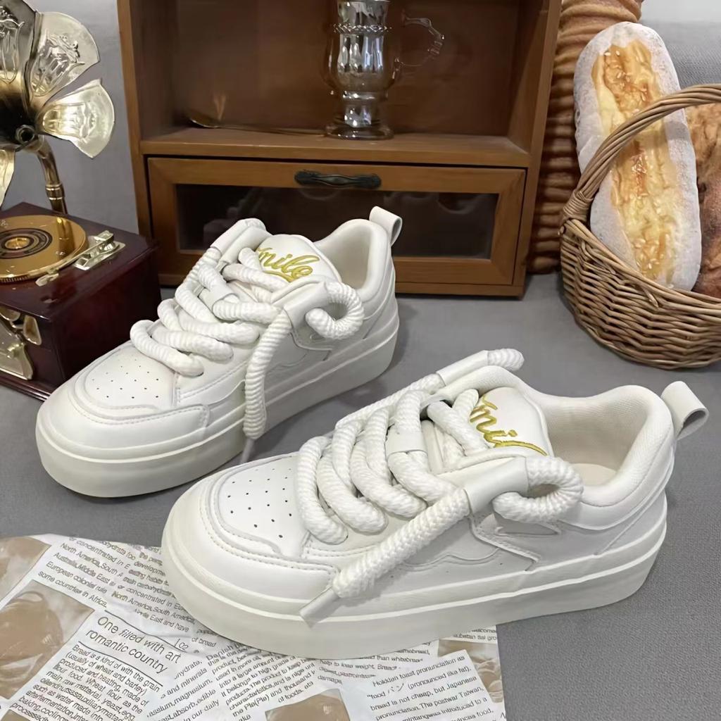 2024 Spring New Sneaker Student White Shoes Female Breathable Thick Sole Flat Shoes Women