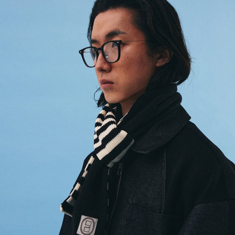 karactor Striped knit muffler / Black ivory