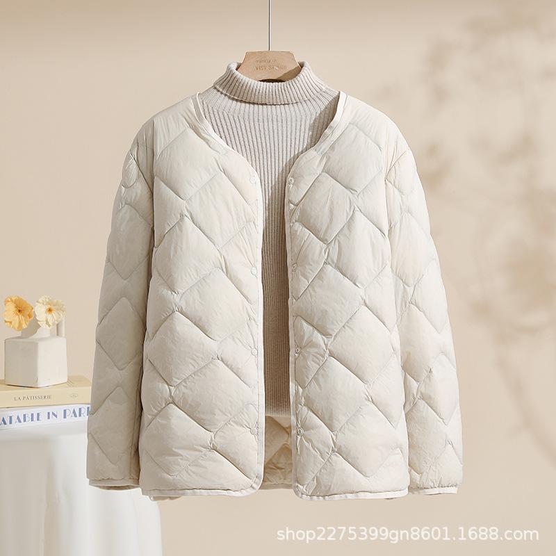 2026 Autumn and Winter New Cloud Light Down Jacket Women's Short Light Down Liner Crew Neck Casual Jacket Jacket