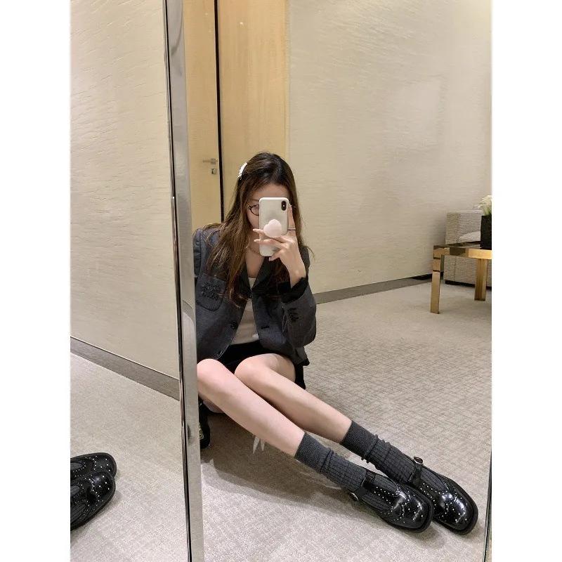 Fashion Women's High Heels with Carved Patterns, Thick Heels, T-belt, and Loafers  Retro Shoes Women