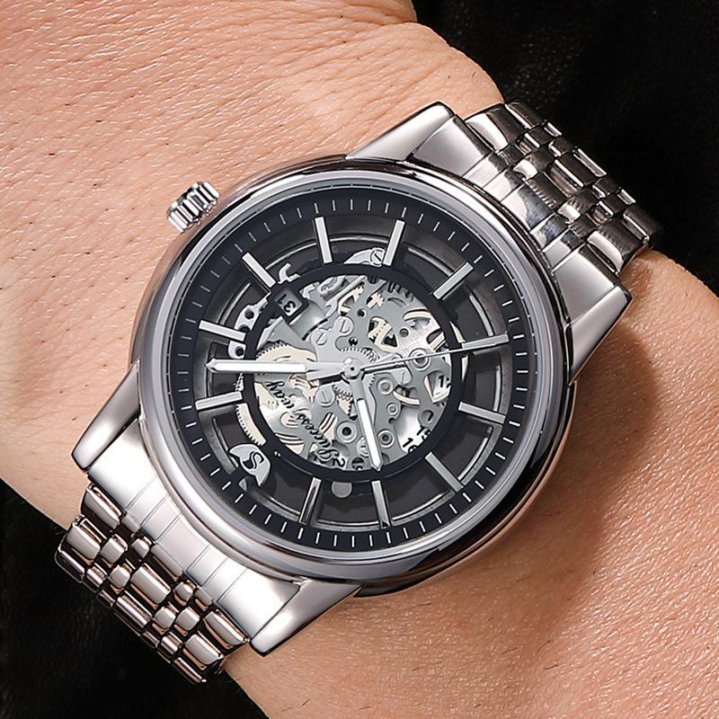 Business Fashion Men's Hollow Watch Calendar Steel Quartz Watch