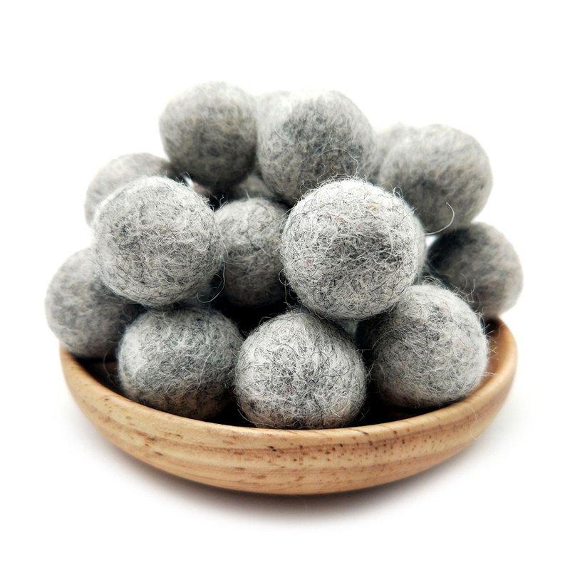 Wool Felt Ball DIY Pompons 10PC Earrings Accessories Colored Fur Ball Handmade Christmas Woolen Yarn Ball 1.5cm