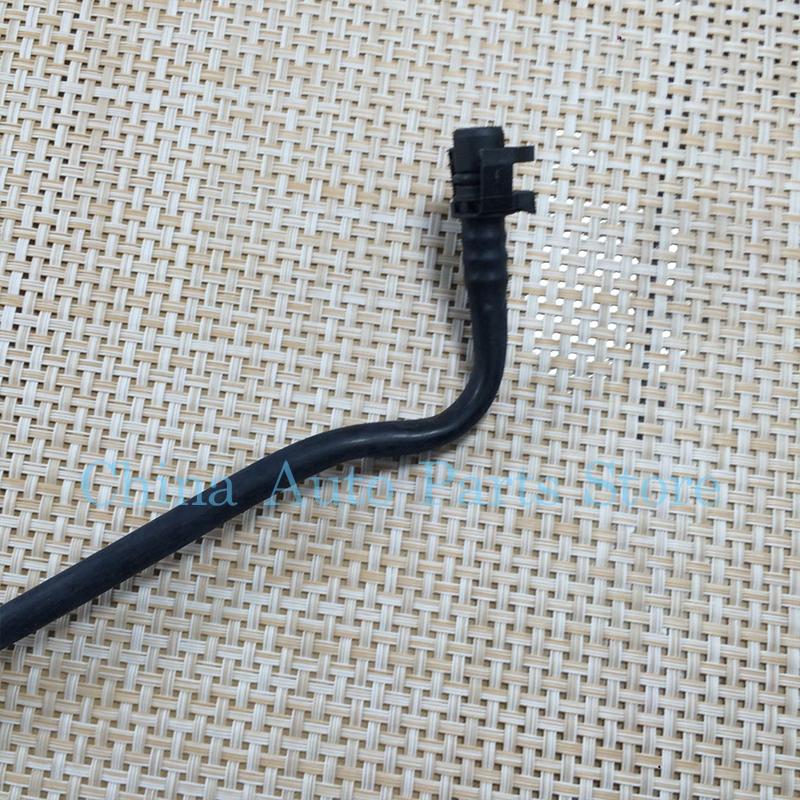 Throttle Body Heater Outlet Pipe For Chevrolet Aveo Cruze Pontiac G3 Wave Opel Vauxhall Astra 55559353
