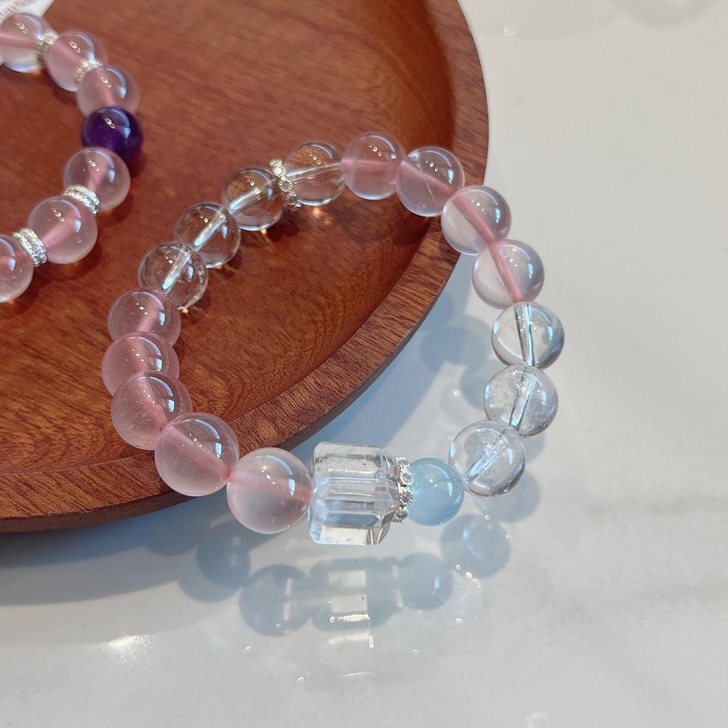Natürliches rosa Kristallarmband für Damen, Zuckerwürfel Aquamarin Weißkristall Armband, stilvolles Design, ein modisches Geschenk für eine Freundin