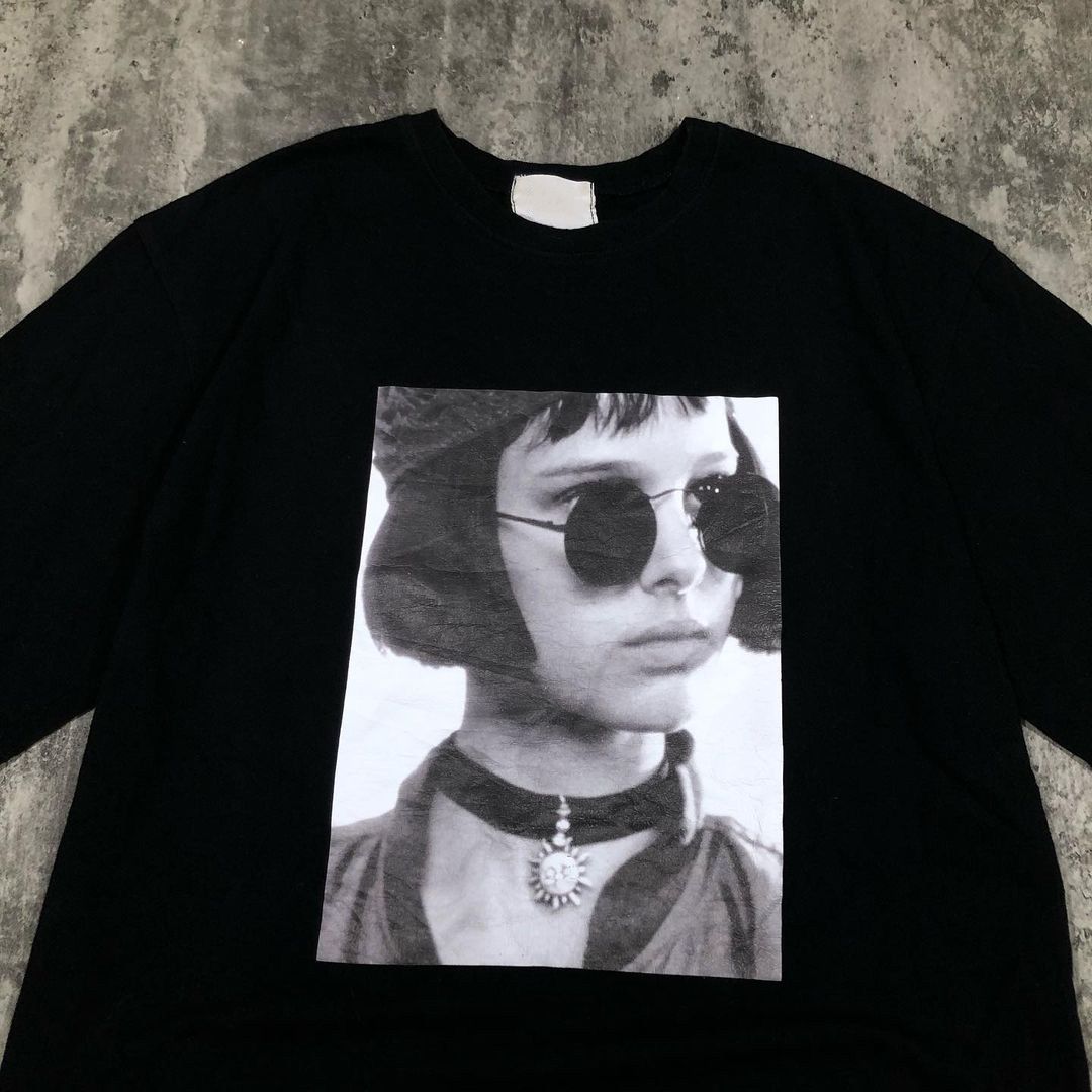 

The Professional Print men s and women s loose printed T-shirt S