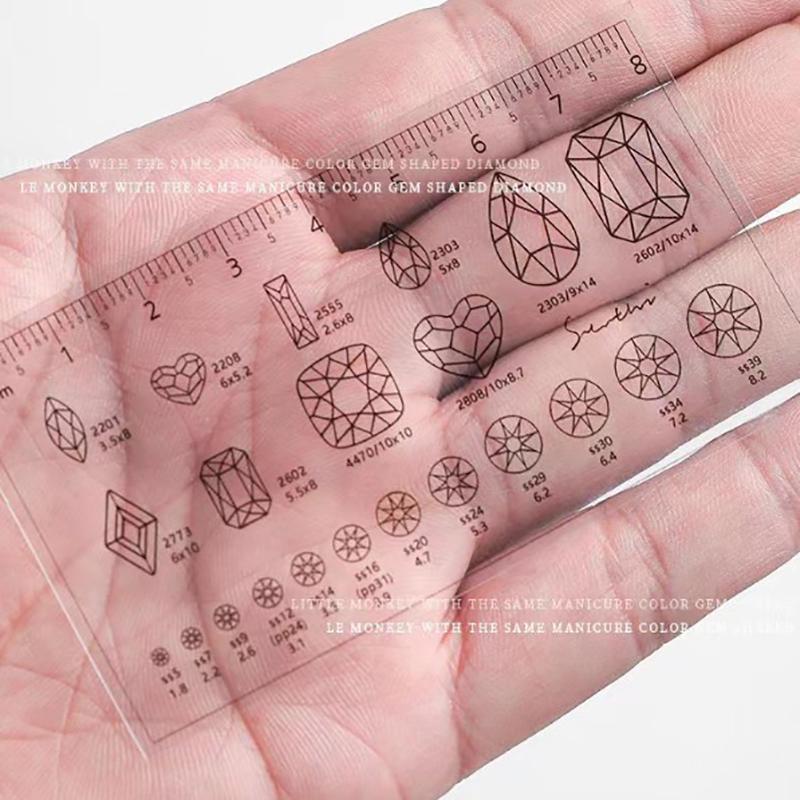 Nail Measure Easy Ultra-Thin Soft PVC Ruler Manual Fake Nails Measuring Size Transparent Map Caliper Ruler Nail Art Tool