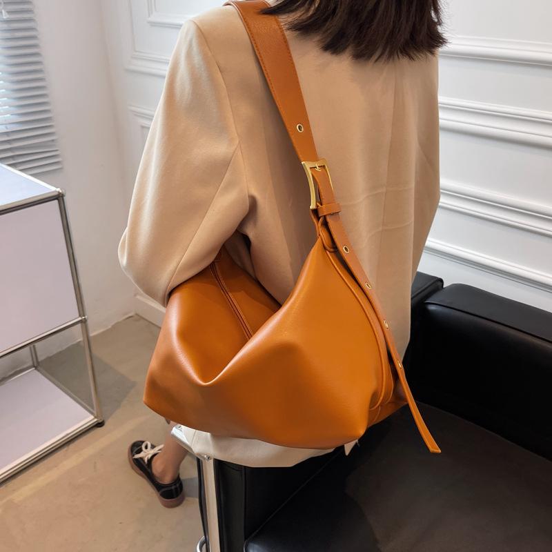 Korean Version of Daily Tote Bag Soft Collapse Minimalist Shoulder Bag 2025 New Bag Women's Large-capacity Versatile Messenger Bag