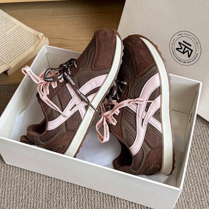 

Thick-soled big-headed Forrest Gump shoes 2025 new women s shoes, German training shoes, fashionable versatile head fashion sports and leisure shoes 40 коричневый