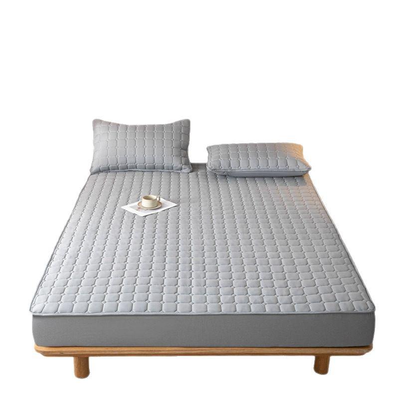 Rutschfeste, einfarbige, gesteppte Tagesdecke: Hautfreundliche, gewaschene Baumwolle