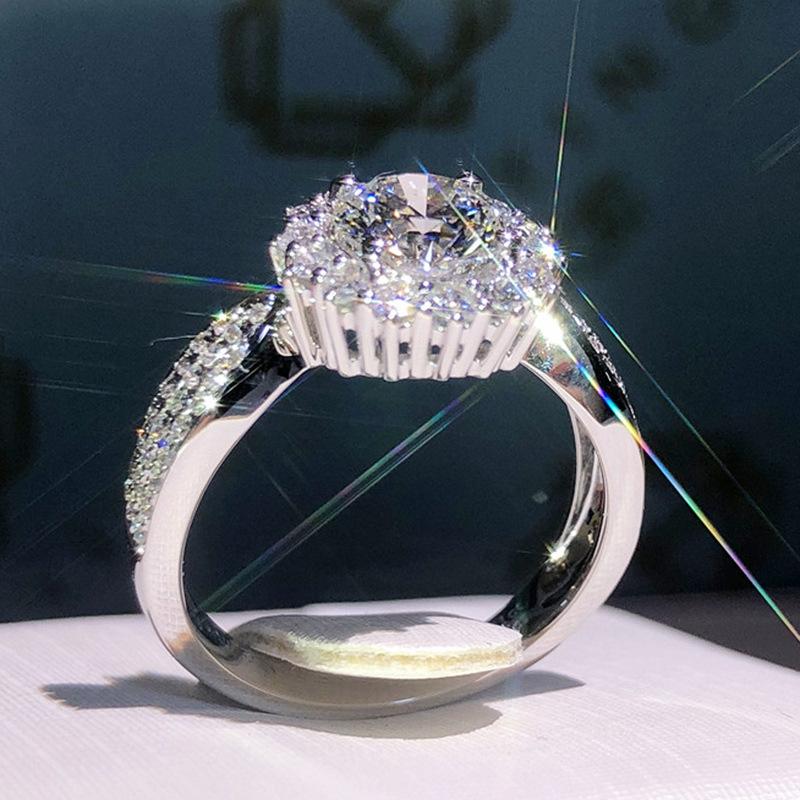 Popular hot sale, exquisite gypsy star micro-inlaid zircon ring, fashionable wedding ring, ring accessories for women
