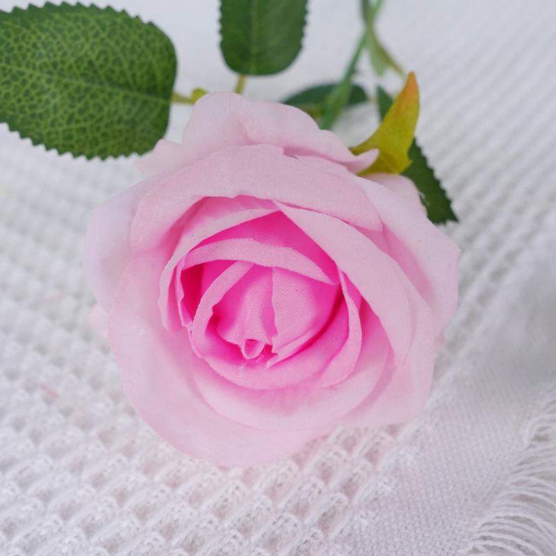 Cachoeira de Parede de Rosas de Seda - Flanela Vermelha Decoração de Casamento e Dia dos Namorados