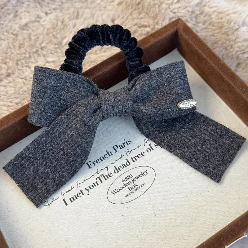 

Ретро Простые Вязаные Банты Резинки для Волос для Женщин Темперамент Веревка для Волос Девушка Завязка Мавэй Резинка Модные Аксессуары для Волос Новые