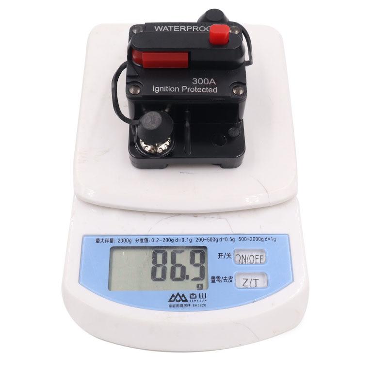 Automobile Yacht RV Circuit Breaker Automatic Circuit Breaker Protection Recoverable Circuit Breaker Fuse Seat Circuit Protector