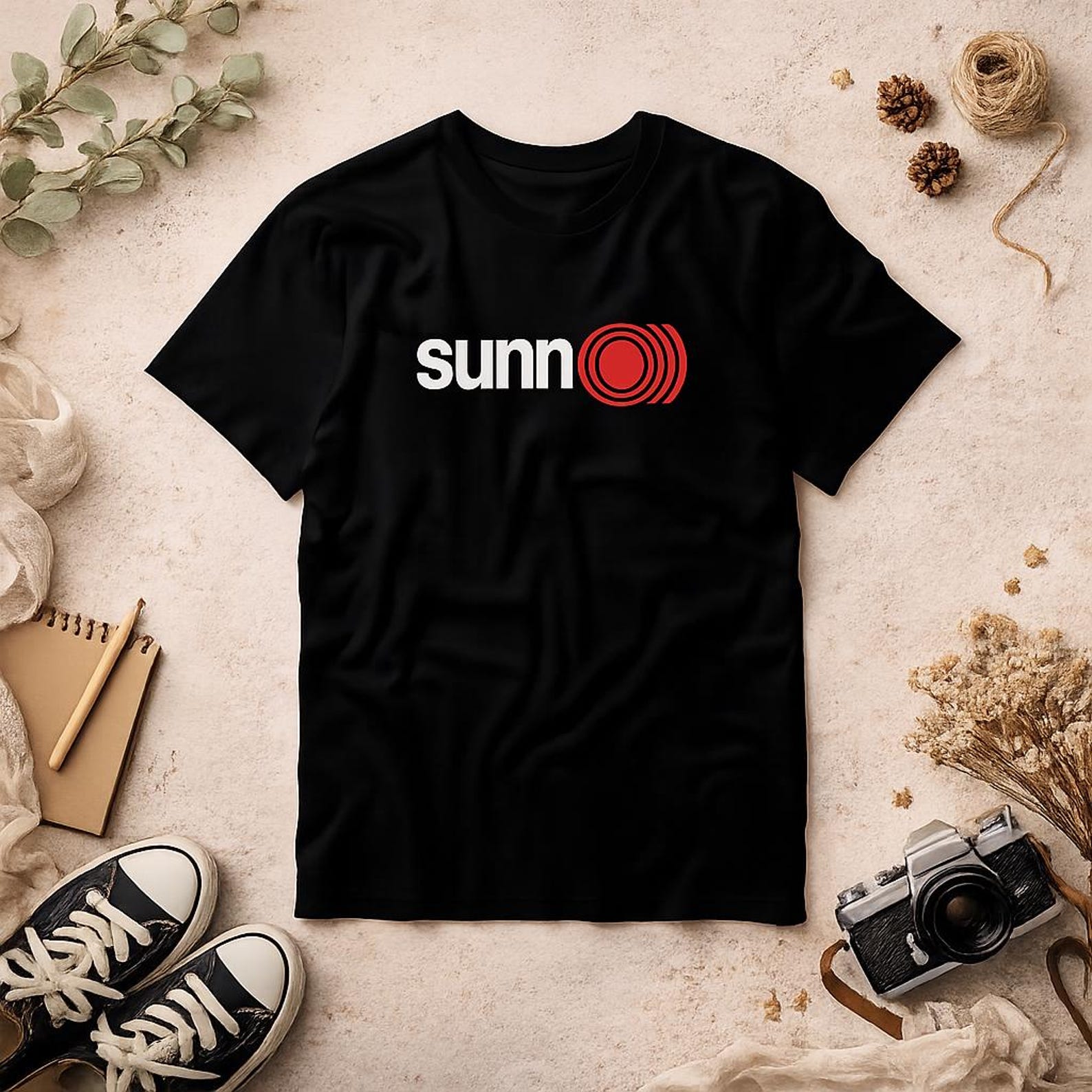 Sunn Amps T-Shirt, Vintage Amp Logo Graphic Tee, Minimalist Music Streetwear M