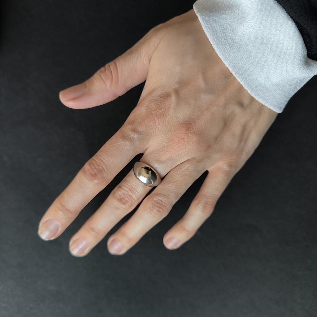 Серебряное кольцо с без камней, вес изделия 2,08 гр (2201342)