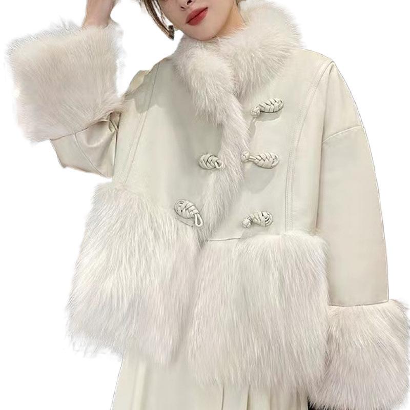 New Chinese short coat women's 2024 autumn and winter new fur fur integrated coat women's Chinese style Maillard style