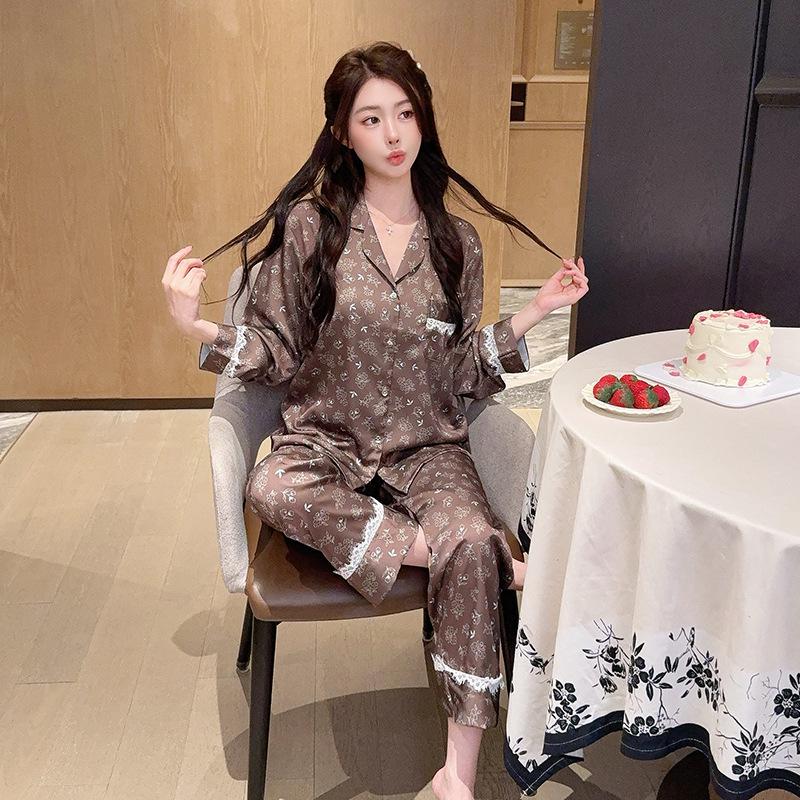 Stylish Spring Ice Silk Lace Print Pajama Set – Thin Long Sleeve Homewear for Women, Wear Indoors or Outdoors