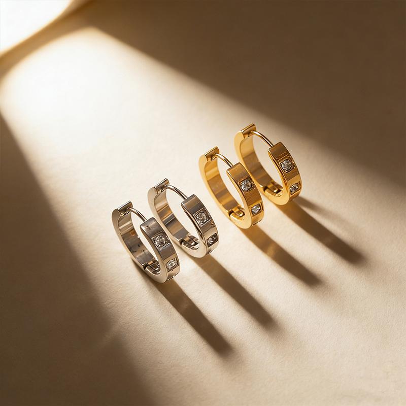Women's Buckle Style Stainless Steel Earrings with Micro Inlaid Zircon Jewelry, Fashionable European and American Design
