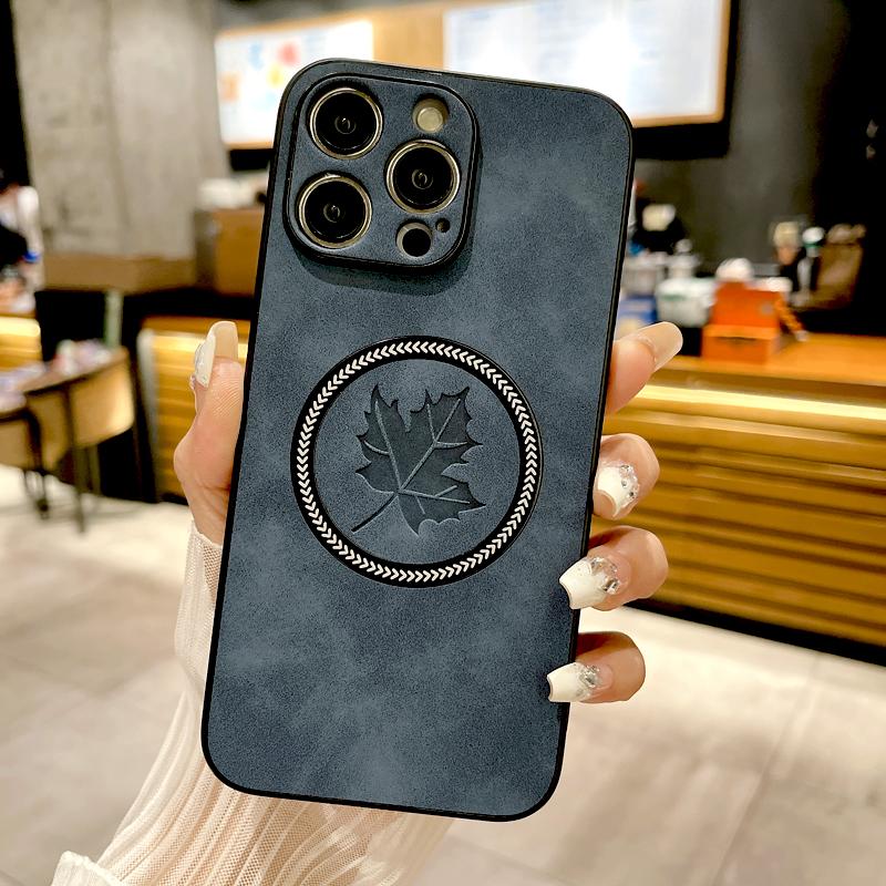 Retro Leather Maple Leaf Case For iPhone 17 16 15 14 13 12 11 Pro Max 16E iPhone15 iPhone14 16Pro ProMax Magsafe Charge Covers