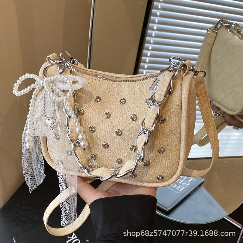 Spring and summer new bag 2025 portable chain bag sweet and cute underarm bag fashion shoulder messenger commuter bag women