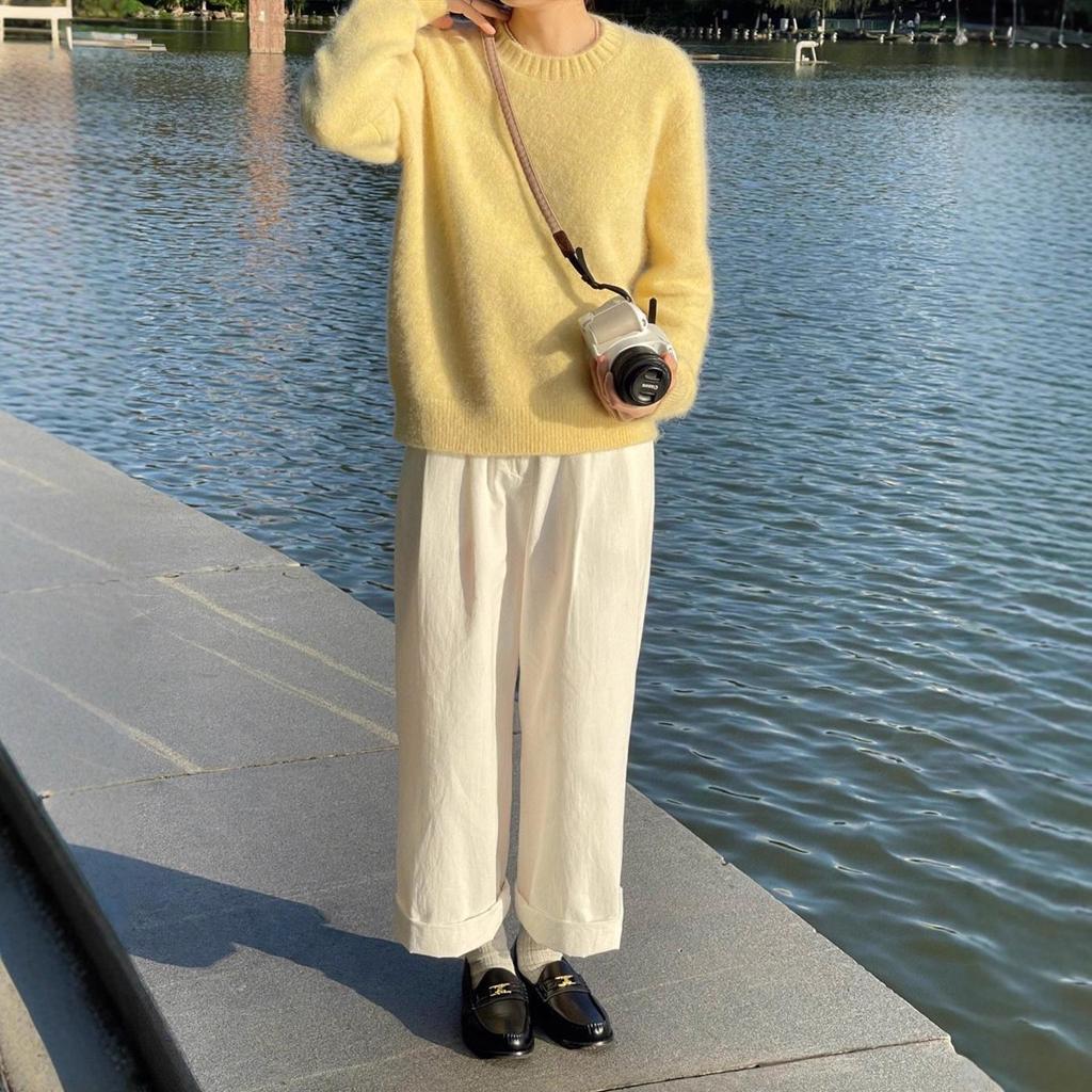 Cream Yellow Round-Neck Women's Sweater, Autumn/Winter, Soft Mianyang Wool, Stylish Milk-Tone Knit Base Shirt