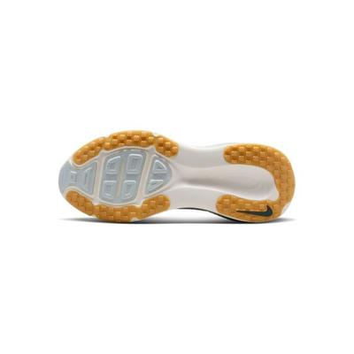 Vomero 18 Spruce Aura Men Sneakers White Jade-Horizon Light-Silver HM6803-020