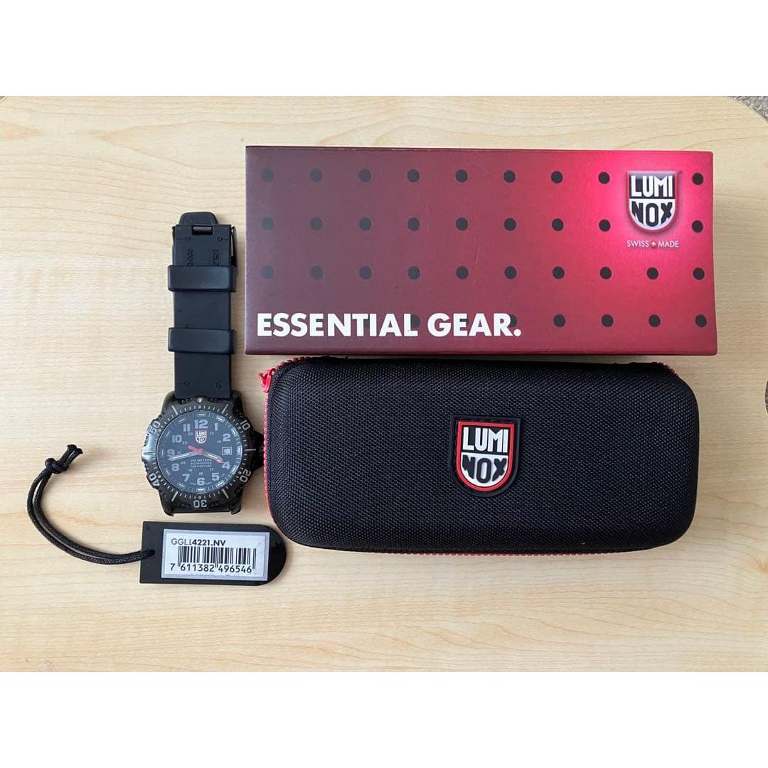 Used Luminox Navy Seals 4220 Series 4221L Discontinued