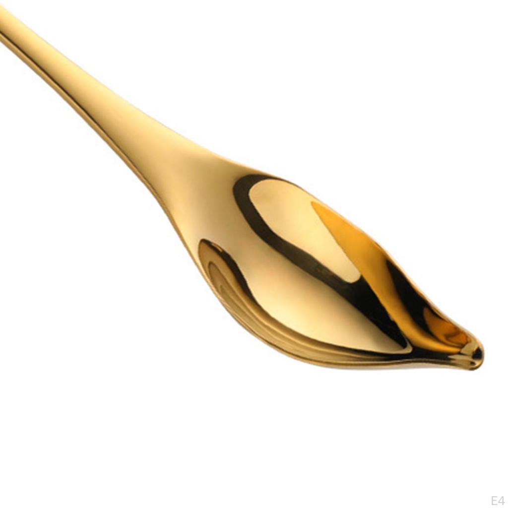 Creative Pastry Spoon to Decorate Delicious Desserts