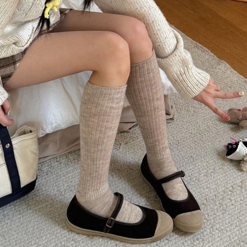 Women Socks Autumn and Winter Warm Kniited Middle-tube Socks Women Japanese Fashion Solid Color Loose Long Socks Christmas Gifts