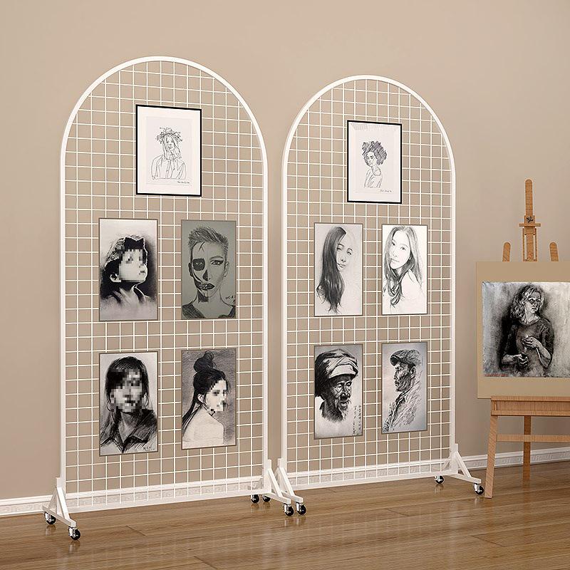 Mobiler Eisen-Gitter-Regal-Display-Ständer mit Haken