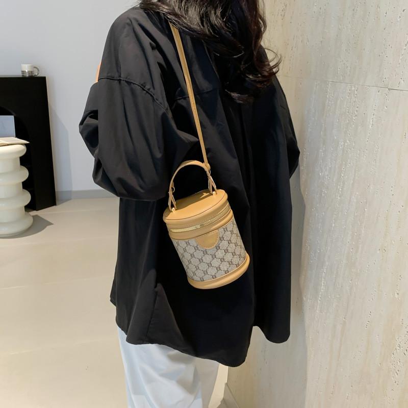 Stilvolle Sommer-Eimer Tasche Für Damen In Schwarz Weiß Grün Khaki Und Rosenrot