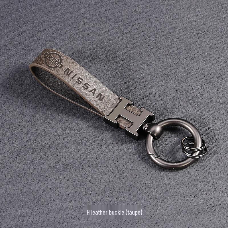 Nissan Key Case: Compatible with Qashqai, Kicks, X-Trail, Murano, Tiida, Sylphy, Pathfinder - Premium Unisex Car Key Shell & Buckle