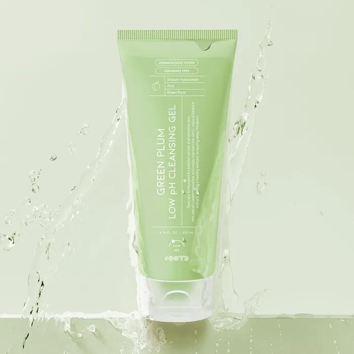 Green Plum Mildly Acidic Hypoallergenic Moisturizing Cleansing Gel 200ml
