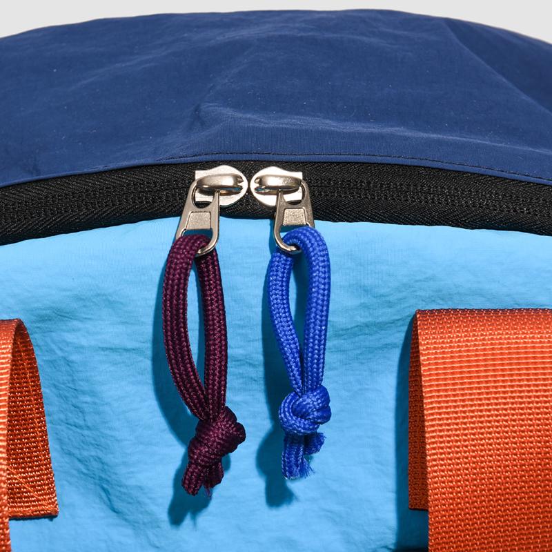 Lightweight Backpack Women's Color Block Shoulder Bag Multi-Function Commuter Crossbody Bag