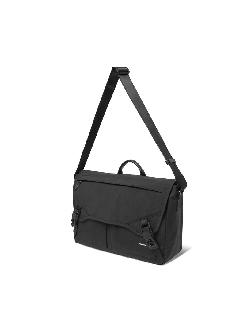 Worthwhile Movement Bonnet Bag (Black)