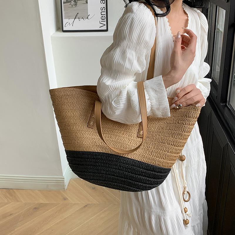 Large Capacity Straw Bag Women's New Leisure Vacation Style Shoulder Tote Bag Woven Beach Bag