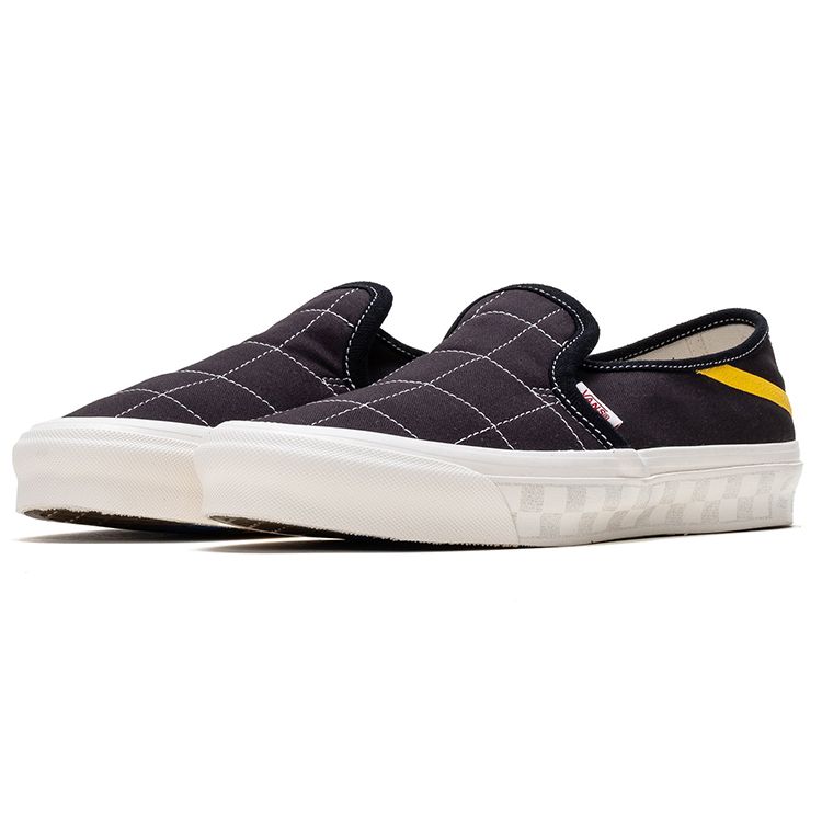 Vans Taka Hayashi x Style 47 LX Raven Black Unisex Sneakers True-White VN0A4U1H50H