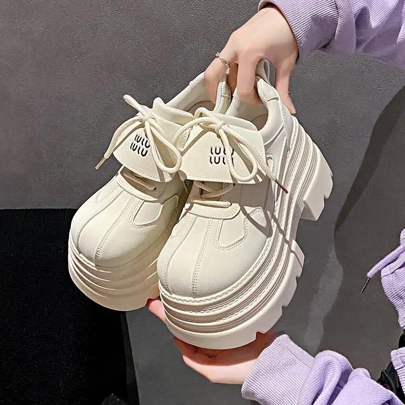 

Туфли на каблуке 10 см, повседневные кожаные туфли с пряжкой, новинка 2025 года, весенние женские кроссовки на массивной подошве, удобные туфли-лодочки на высокой платформе для ходьбы, женские 34 бежевый